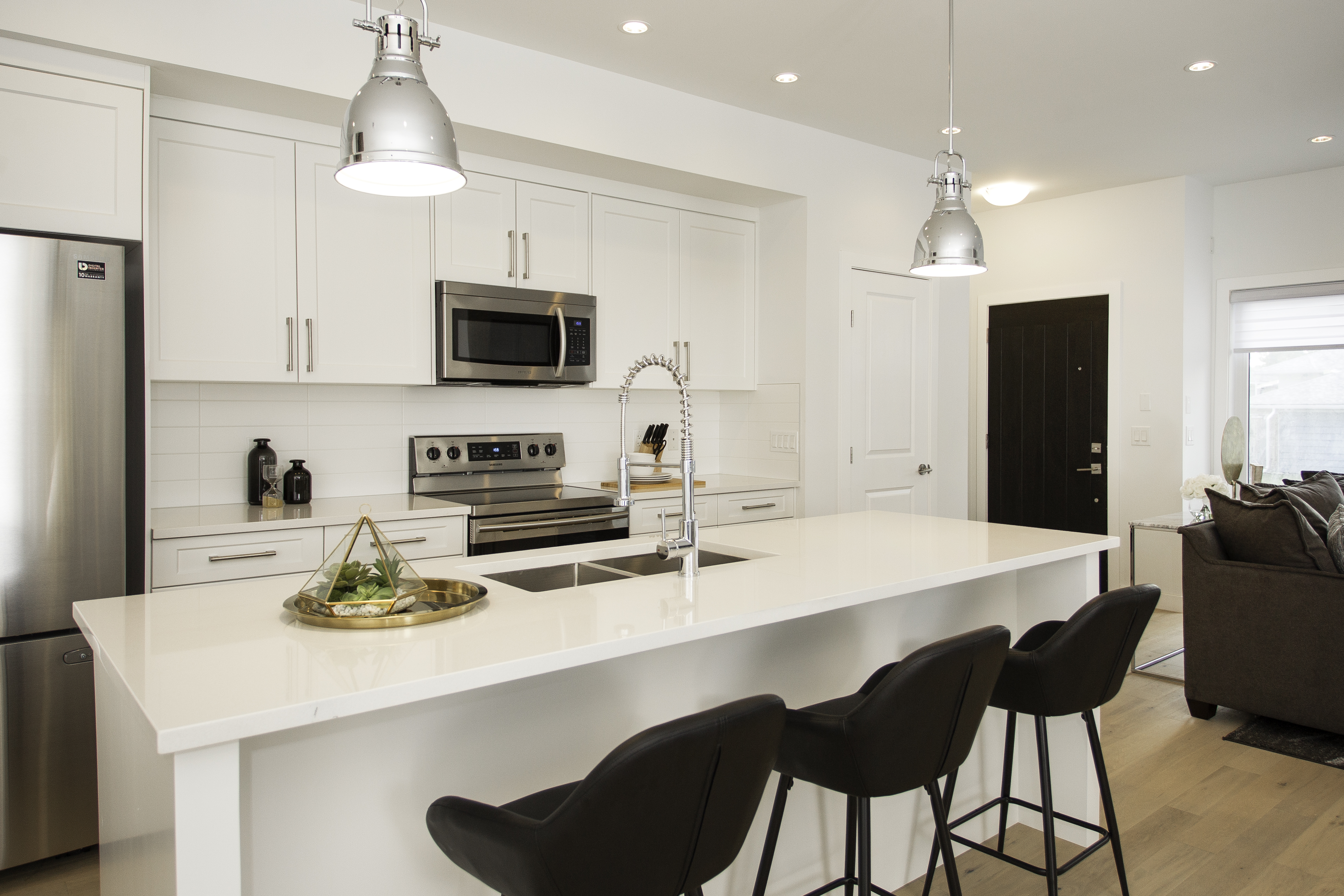 Luxe by Luxuria in Calgary Multi Family Homes5
