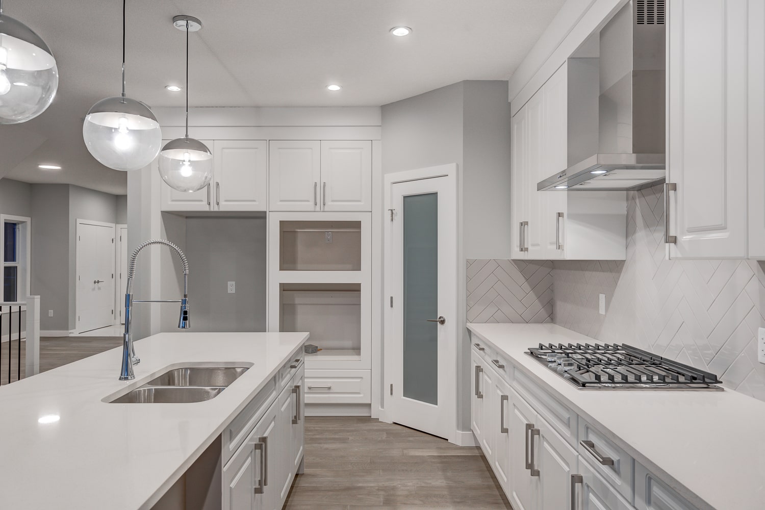 Nola_Luxuria Homes20-min